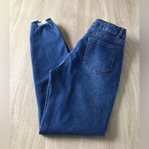 NWOT … BYFBM “Size: S - 6” Distressed Button-Fly Jeans